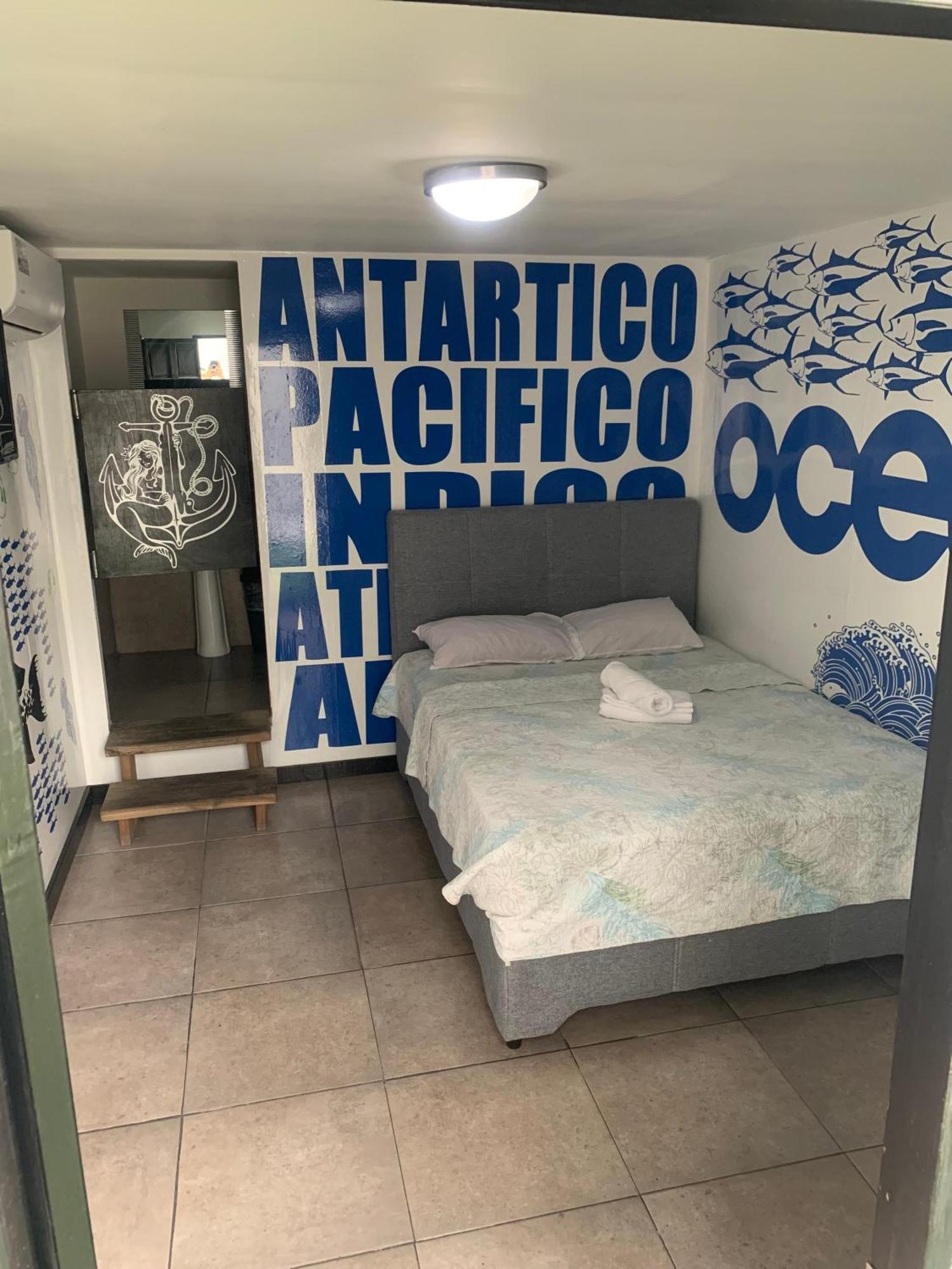 פנמה סיטי Hostal Loco Coco Loco מראה חיצוני תמונה